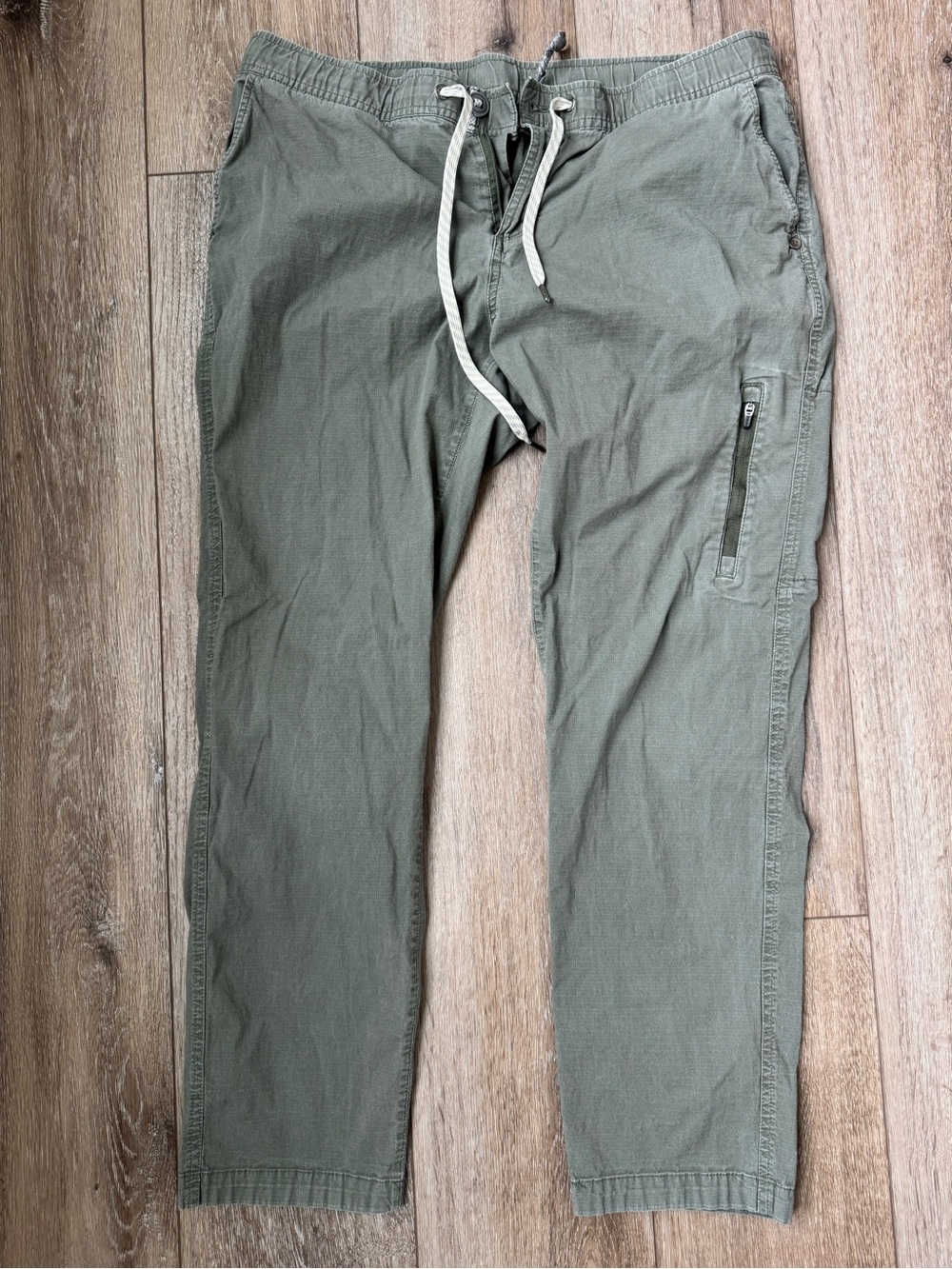 Vuori Women’s Ripstop Pants XL Green Drawstring Utility Hiking